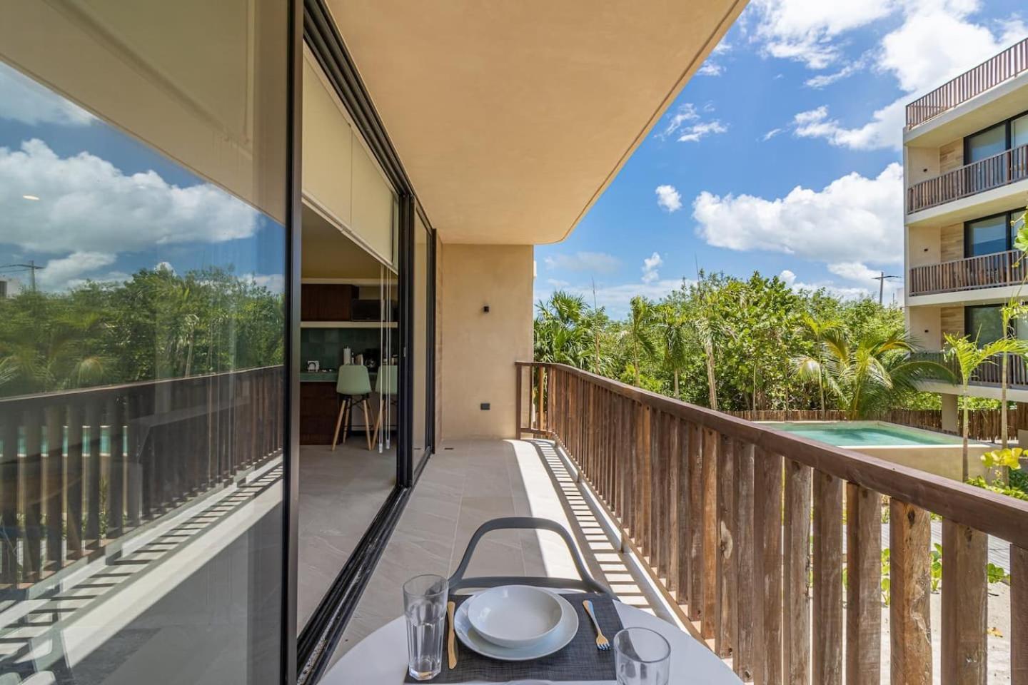 Pool View Loft Steps From The Ocean In Punta Cocos - C101 Hotel Isla Holbox ภายนอก รูปภาพ